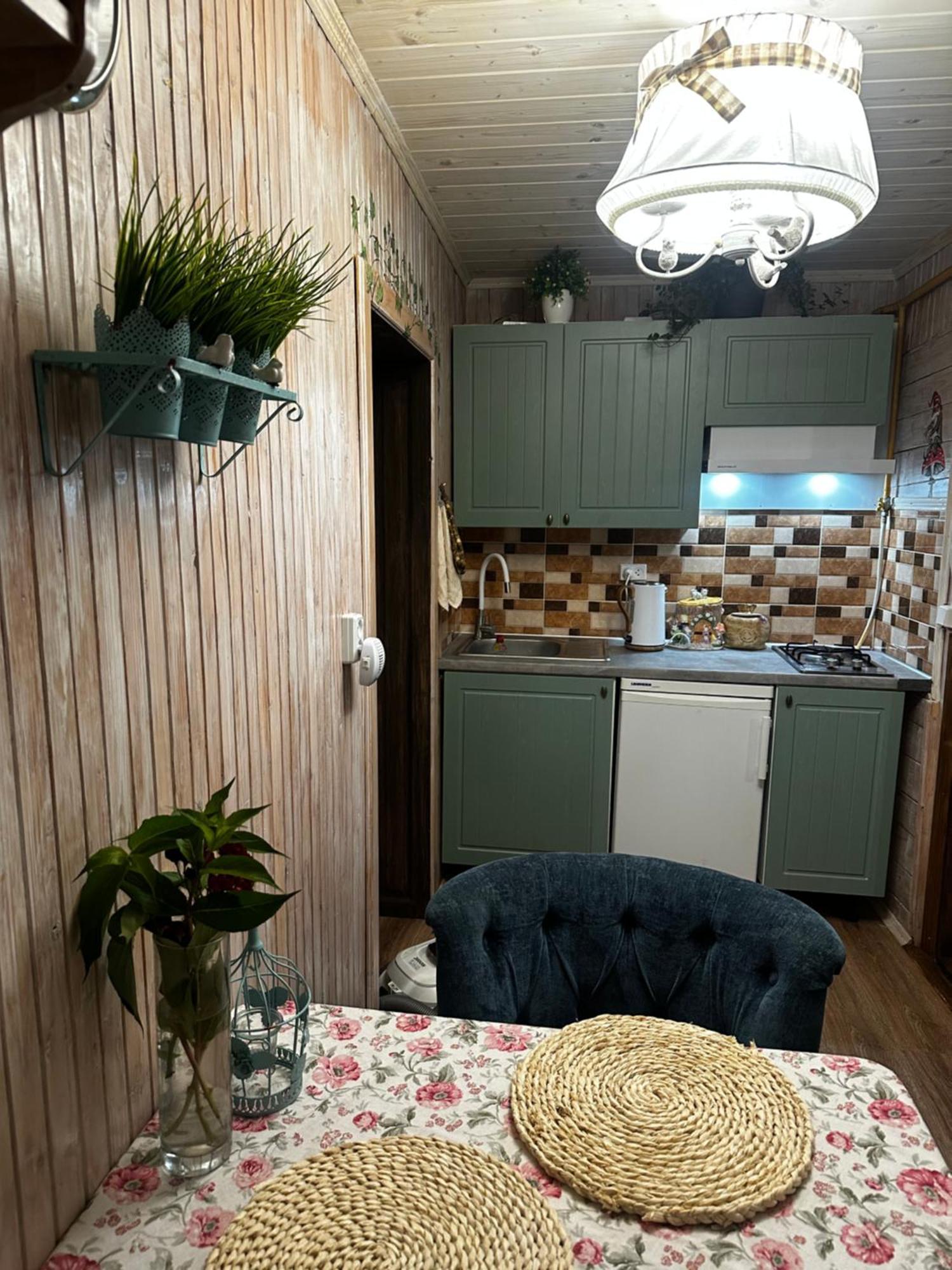 Казковий Дім Та Garden Два Будиночки В Горах З Чаном-Джакузі Slavske Exterior foto