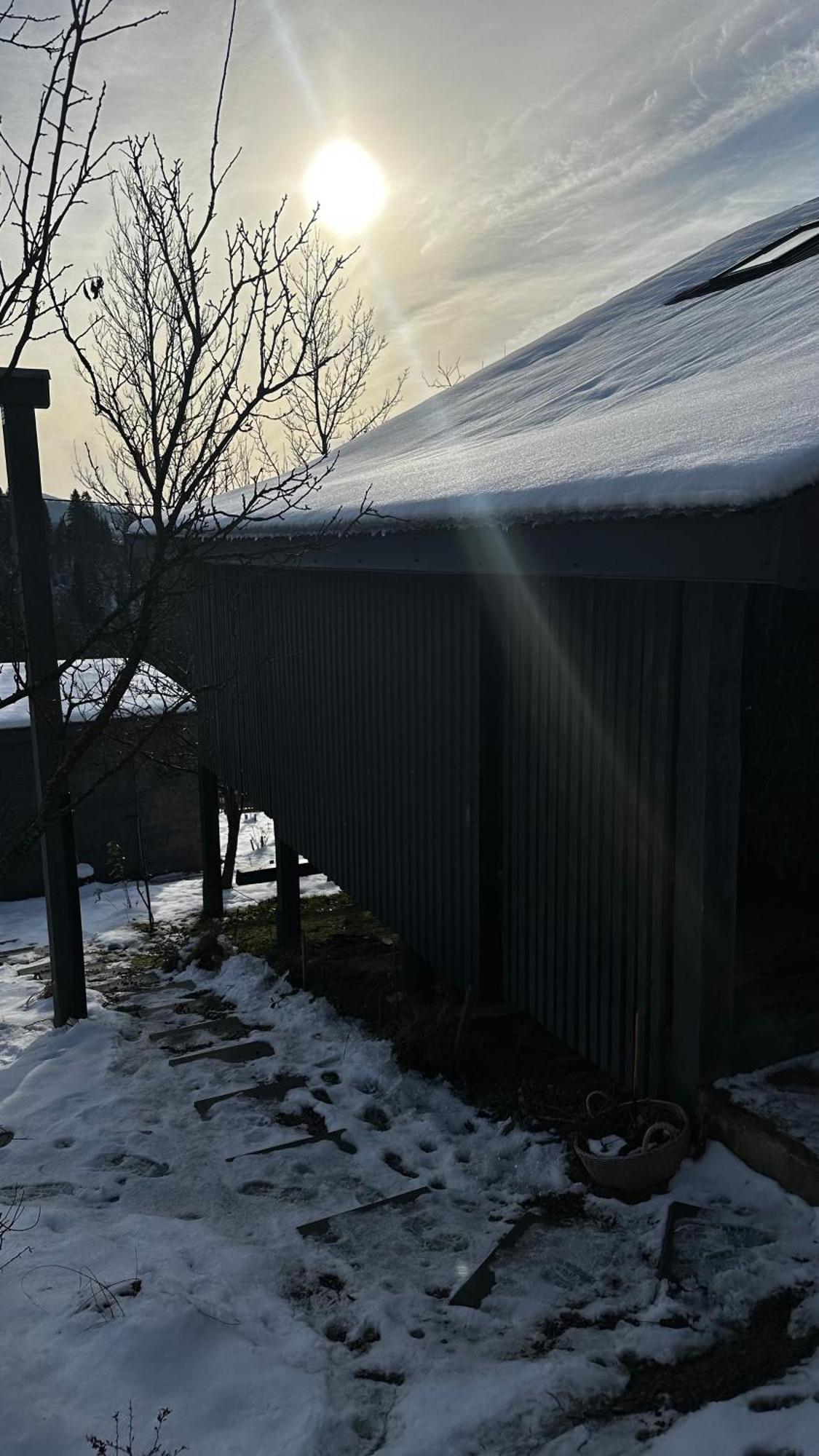 Казковий Дім Та Garden Два Будиночки В Горах З Чаном-Джакузі Slavske Exterior foto